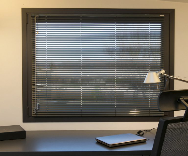 BANDALUX - Stores Vénitiens