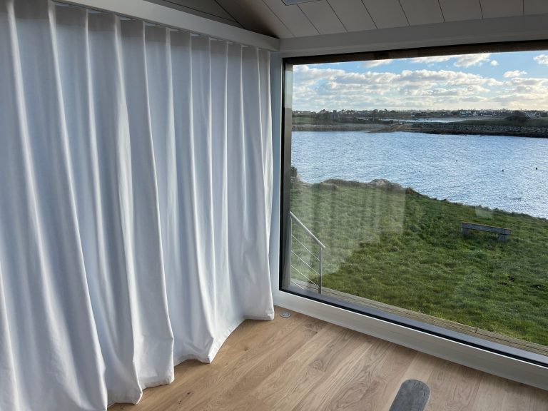 In & Out Architecture Brest -Rideau blanc - Tissu Bacarole 2