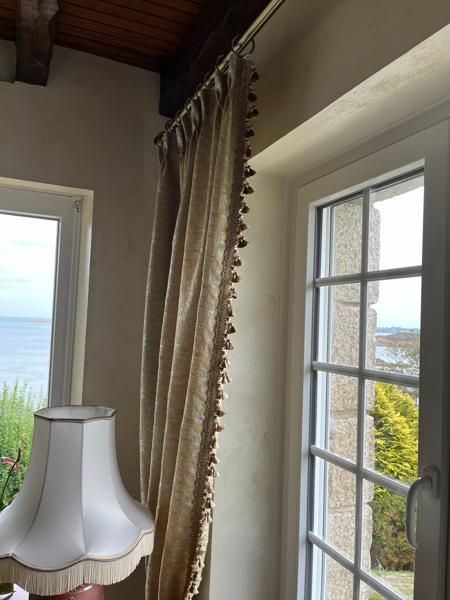 MAGITEX – Rideau frange à pompoms – HOULES